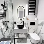 Apartment Bibosz - W Samym Centrum *